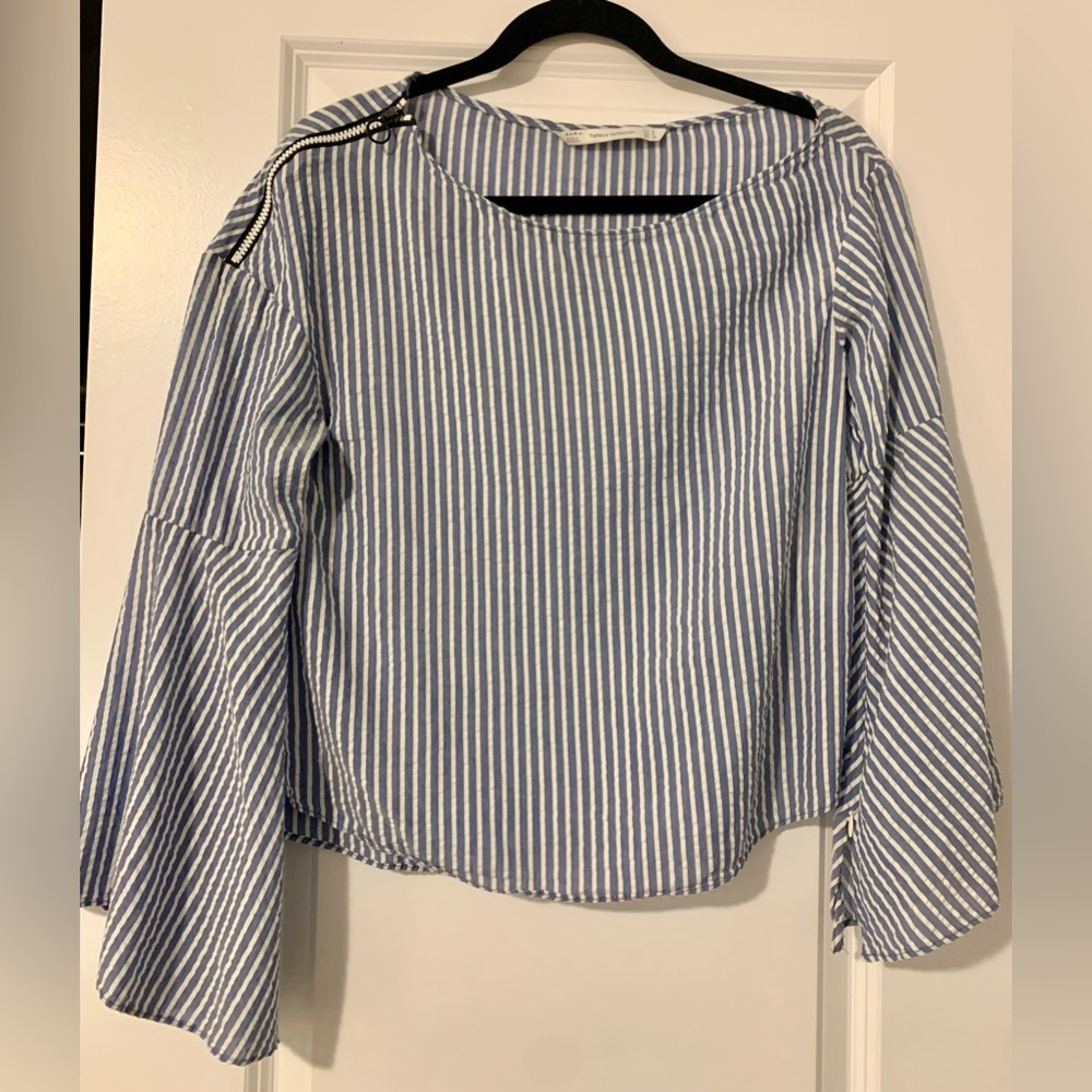 Zara | Striped Blouse | M | Blue White Stripped | Soft Material, Flowy Sleeves